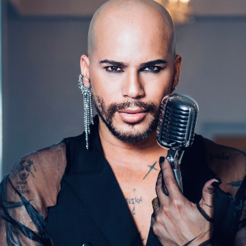 Alesi Díaz incursiona en la balada pop con su nuevo sencillo «Ya no duele».
