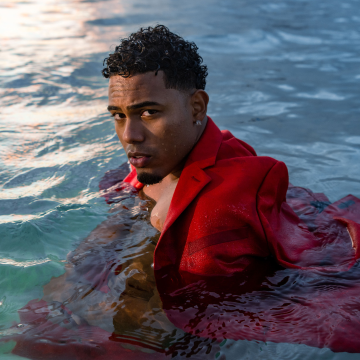 Myke Towers presenta su cuarto álbum de estudio «La vida es una».