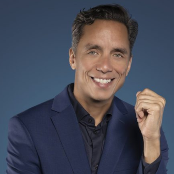 Anthony Álvarez ae presenta este viernes en HRC Blue Mall con tributo a Marc Anthony.