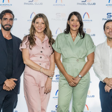 Acrópolis Business Mall, inaugura SD Padel Club, una instalación deportiva abierta a todo el público con 6 pistas de paddle.