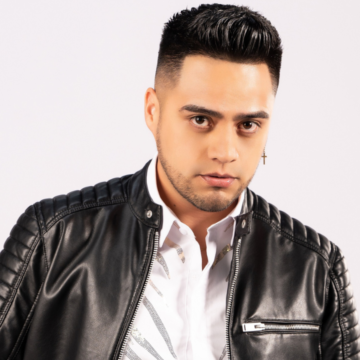 Lares estrenará el vídeo clips que fue dirigido por King David, quien rodó en locaciones de Juan Dolio y Puerto Plata.