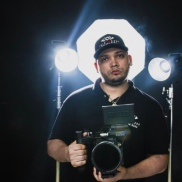 el creador Franklyn Ismael Vásquez Abreu se ha dispuesto revolucionar este mercado con su creatividad audiovisual a través de Iris Corp. el creador Franklyn Ismael Vásquez Abreu se ha dispuesto revolucionar este mercado con su creatividad audiovisual a través de Iris Corp.