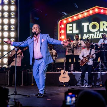 “El Torito”, realizó un espectáculo inigualable ante un lleno total en el prestigioso Teatro La Fiesta del Hotel Jaragua.