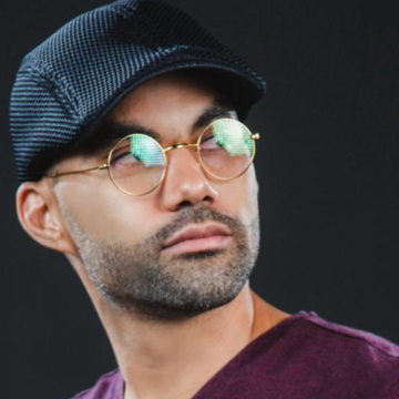 El cantante dominicano Luys Bien nos presenta su nuevo sencillo musical, esta vez al ritmo de amargue por excelencia: la bachata.