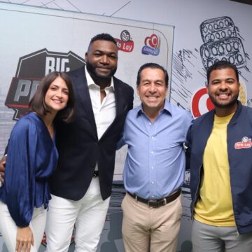 Frito Lay y Gamesa, filiales de la multinacional PepsiCo, sacaron la bola del estadio al ofrecer una experiencia asombrosa del béisbol con la “Big Promo del sabor”, junto al destacado exjugador de béisbol y miembro del Salón de la Fama de Cooperstown, David Ortiz, mejor conocido como Big Papi.