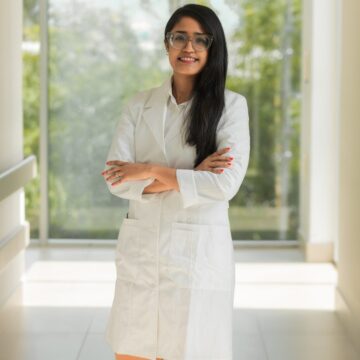 La infectóloga Elianet Castillo, del Centro Médico de Diabetes, Obesidad y Especialidades (CEMDOE) alertó sobre el reciente brote de dengue que afecta varias zonas del país.