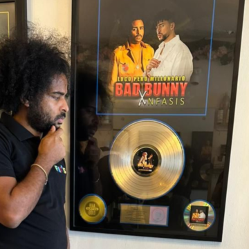 Nfasis y Bad Bunny ganan disco de oro con “Loco pero millonario” Nfasis gana disco de oro por su popular tema “Loco pero millonario remix” junto a Bad Bunny.