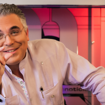 Roberto Cavada con RC Noticias vuelve a estar a la vanguardia de las tendencias sociales al convertirse en el primero periodista dominicano en activar su canal de difusión certificado en WhatsApp.