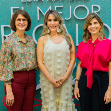 GRUPO RAMOS NAVIDAD Ejecutivos del Grupo Ramos a través de su marca tiendas Sirena inauguraron la muy esperada temporada navideña 2023, a ritmo de Villancicos.