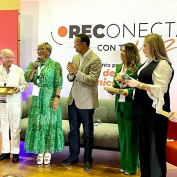 El Circulo de Locutores Dominicanos, de manera conjunta con Worldvoices, celebró por todo lo alto el evento RECONECTA CON TU VOZ.