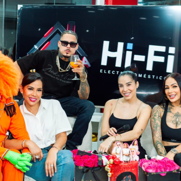 Tras una semana repleta de emociones, desafíos y momentos inolvidables,llegó a su fin el innovador reality show "La Tienda Transparente".