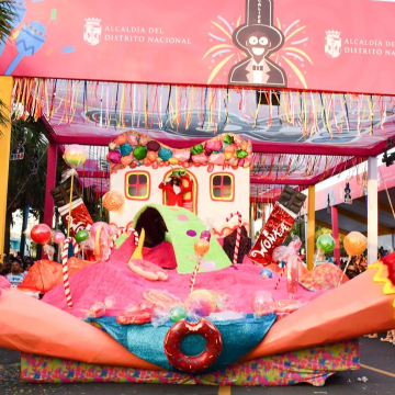 Miles se dieron cita en el Malecón de SD para disfrutar de la gran fiesta cultural dedicada a Milagros Ortiz Bosch