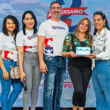 FEDDA celebra su segundo aniversario con importantes avances y respaldo institucional La Federación Dominicana por los Derechos de los Animales (FEDDA) celebró con entusiasmo su segundo aniversario con un acto conmemorativo en el Hotel Whala Boca Chica.