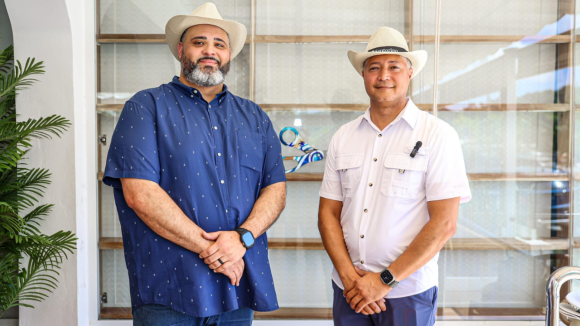 El restaurante Santorino inauguró oficialmente un nuevo espacio acogedor con vista al mar, ubicado en la Marina de Samaná.