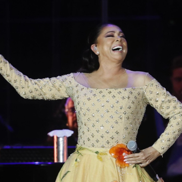 Isabel Pantoja: 50 años de historia en una noche irrepetible en Altos de Chavón Cinco décadas después de iniciar una carrera que redefinió la copla contemporánea y marcó a varias generaciones, la artista española volverá a presentarse en República Dominicana el próximo 23 de mayo.