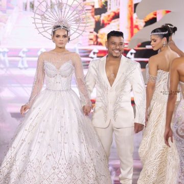El diseñador dominicano Eddy Rambaldy presentó el pasado 5 de marzo su colección “Inmaculadas” durante el segundo día del Trendy Fashion Week RD 2026, celebrado en la Cúpula del Palacio de Bellas Artes.
