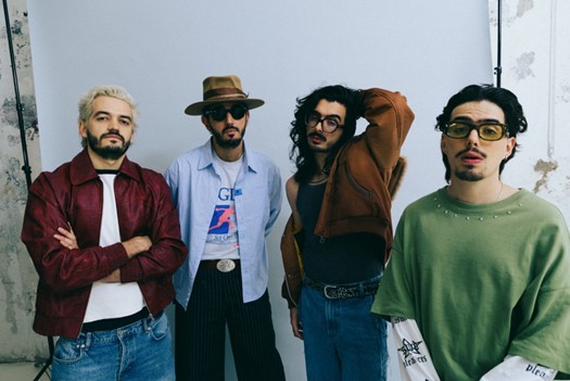 El lanzamiento de “Tu Cárcel” sigue a una noche destacada en Premio Lo Nuestro 2026, donde Morat se llevó el premio Álbum Pop del Año por su aclamado reciente álbum de estudio, Ya Es Mañana.