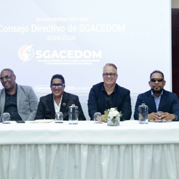 Sgacedom realiza reparto por más de RD$34 millones a sus miembros El recién elegido Consejo Directivo de la Sociedad General de Autores, Compositores y Editores Dominicanos de Música (Sgacedom), encabezado por el artista Kinito Méndez, realizó la entrega del primer reparto de su gestión correspondiente al primer trimestre del año 2026, por un monto de RD$34,723,417.51.